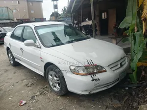 Honda Accord 2000 White