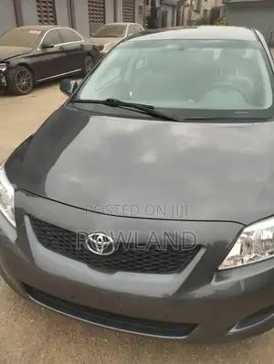 Toyota Corolla 2010 Gray