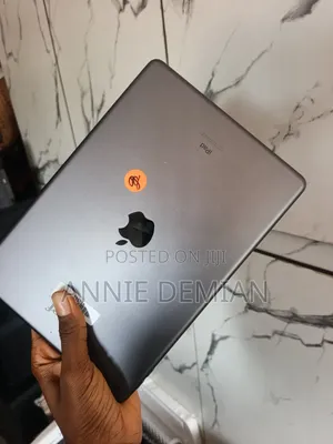 Apple iPad 10.2 (2019) 32 GB Gray