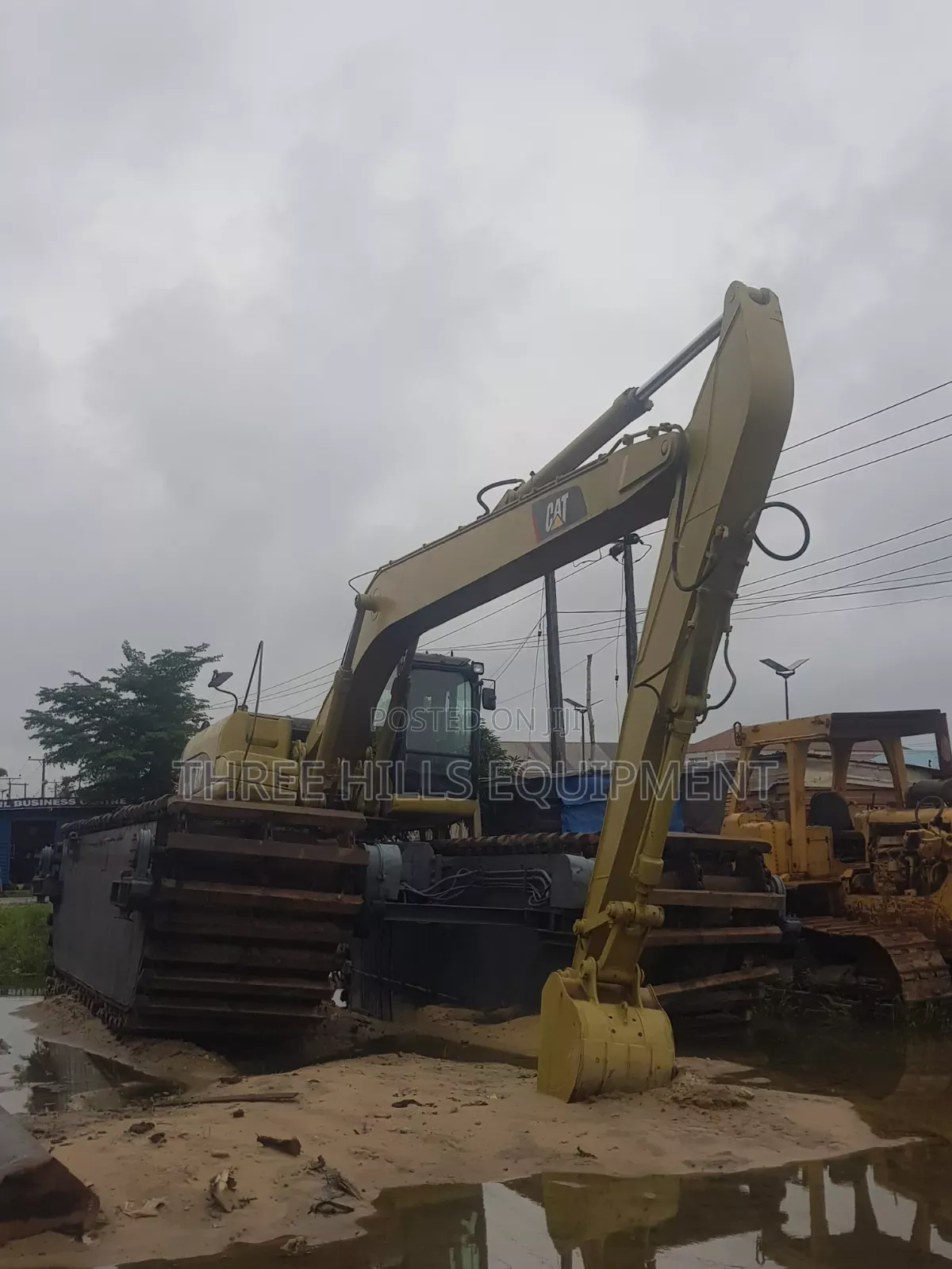 Swamp Buggie CAT324D