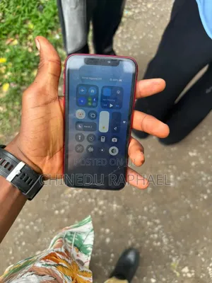 Apple iPhone XR 128 GB Red