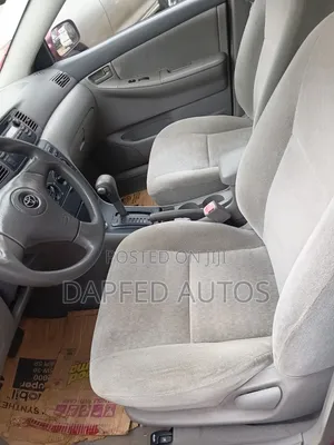 Toyota Corolla 2004 Red