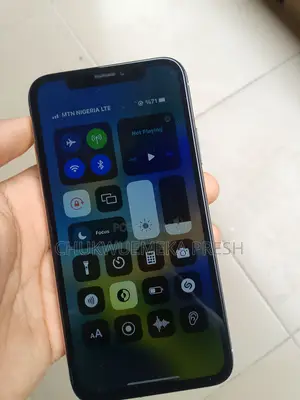 Apple iPhone X 64 GB Gray