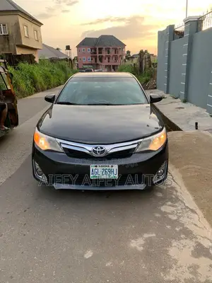 Toyota Camry 2012 Gray