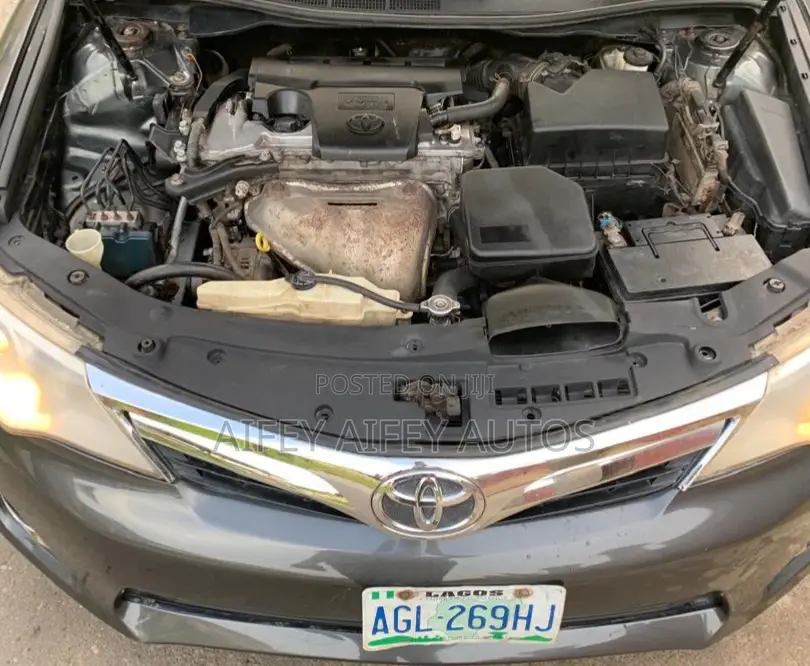 Toyota Camry 2012 Gray