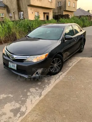 Toyota Camry 2012 Gray