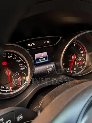 Mercedes-Benz GLA-Class 2018 Blue