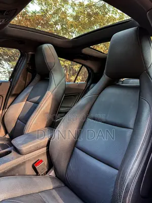 Mercedes-Benz GLA-Class 2018 Blue