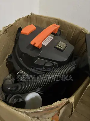 Vacuum Cleaner