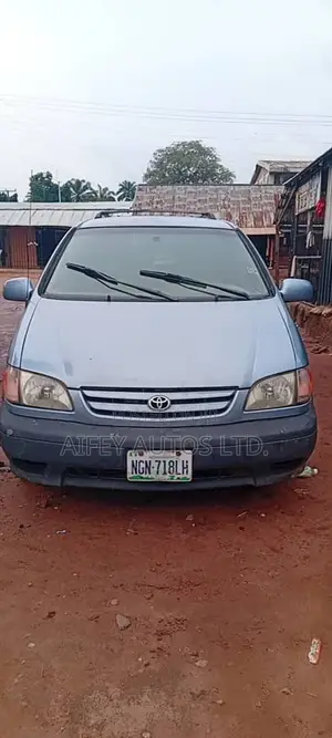 Toyota Sienna 2003 Gray