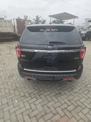 Ford Explorer 2018 Black