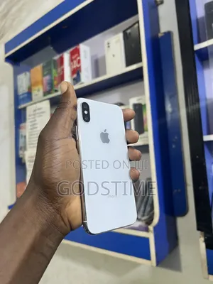 Apple iPhone X 64 GB White