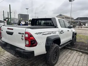 New Toyota Hilux 2024 White