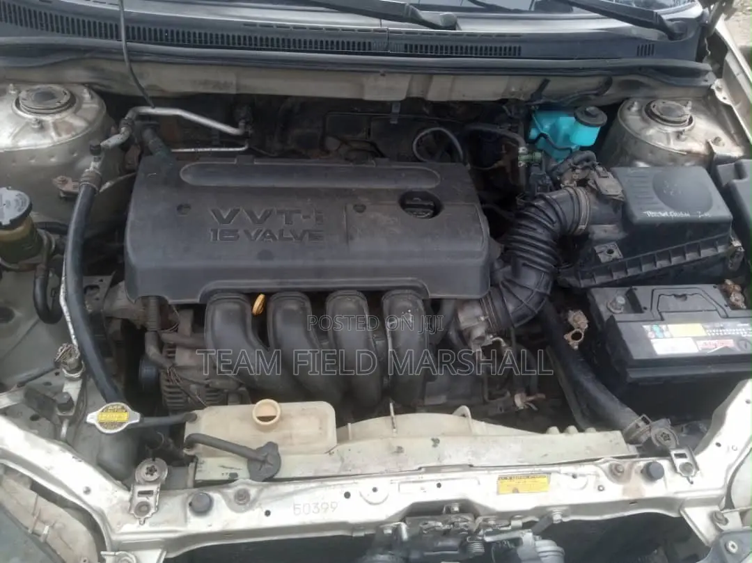 Toyota Corolla Sedan Automatic 2005 Gold
