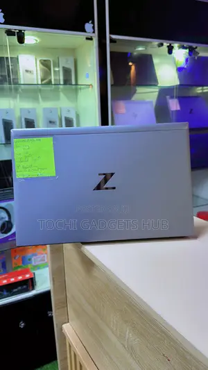 Laptop HP ZBook Firefly G8 16GB Intel Core i5 SSD 512GB