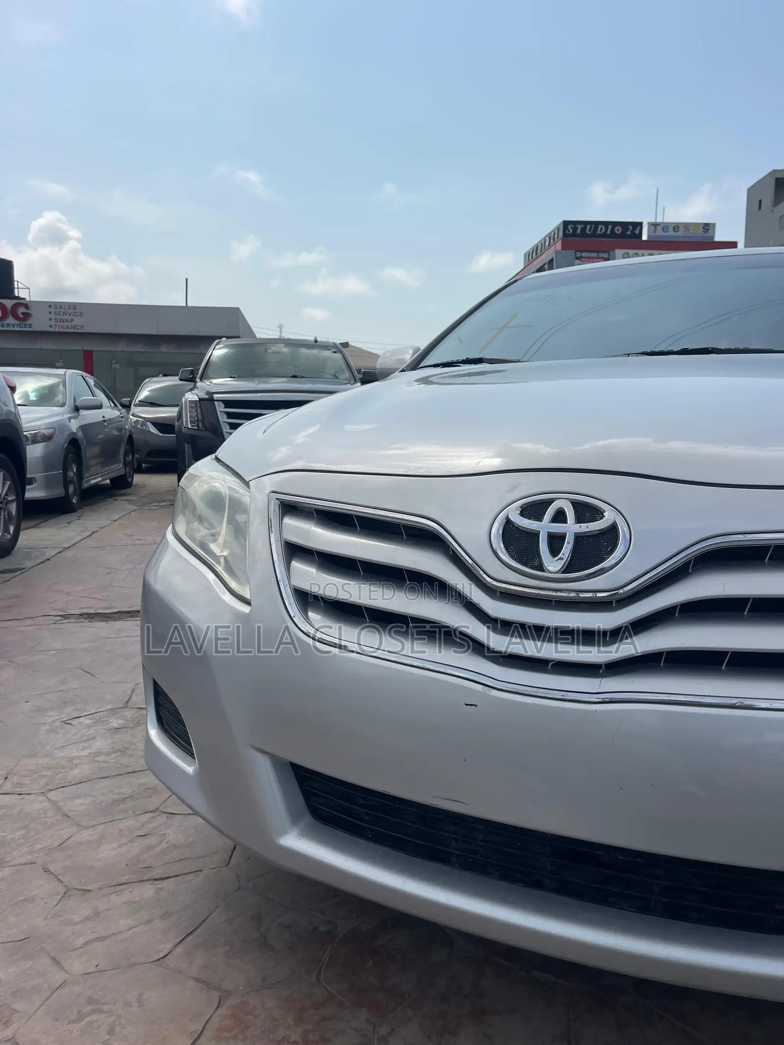 Toyota Camry 2010 Silver