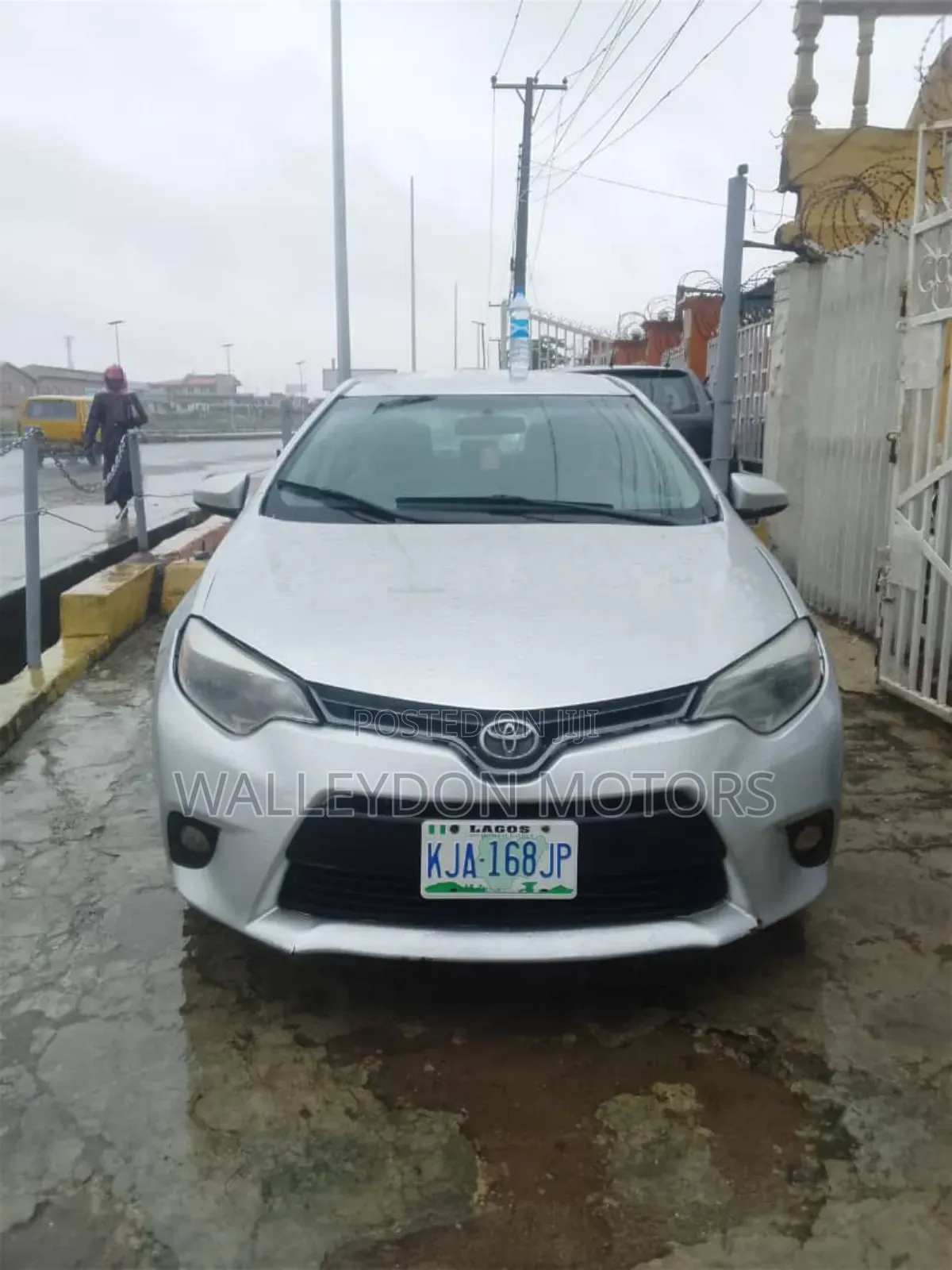 Toyota Corolla 2015 Silver