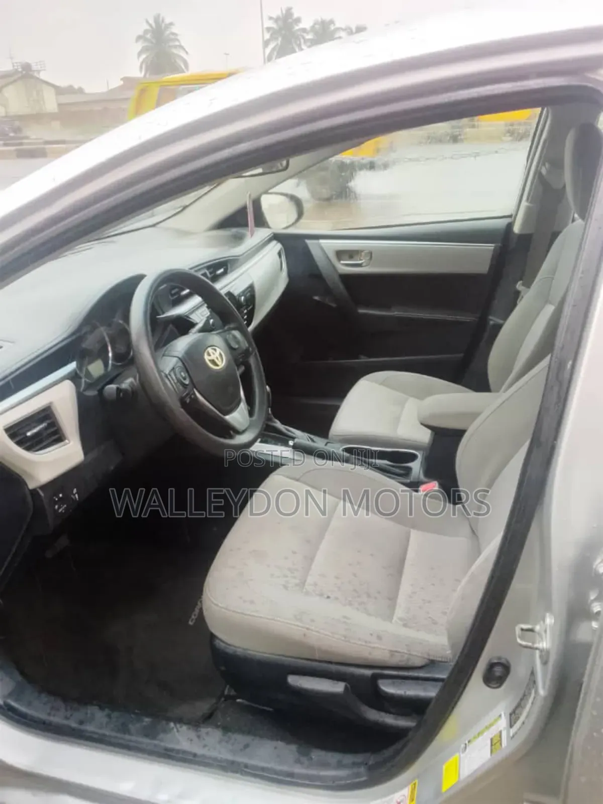 Toyota Corolla 2015 Silver