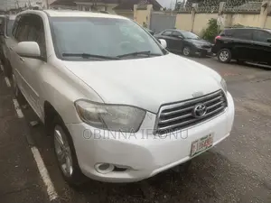 Toyota Corolla 2008 White