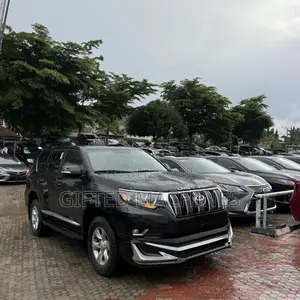 Toyota Land Cruiser Prado 2011 Black