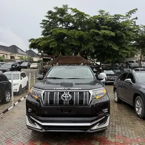 Toyota Land Cruiser Prado 2011 Black