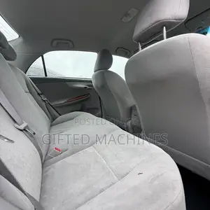 Toyota Corolla 2009 Red
