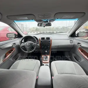 Toyota Corolla 2009 Red