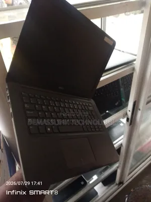 Laptop Dell Latitude 3380 4GB Intel Core i3 SSD 128GB
