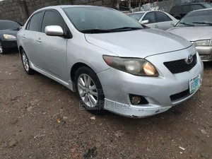 Toyota Corolla 2009 Silver