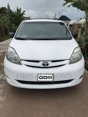 Toyota Sienna 2006 White