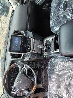 Toyota Land Cruiser 2018 Black