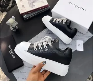 Givenchy Paris