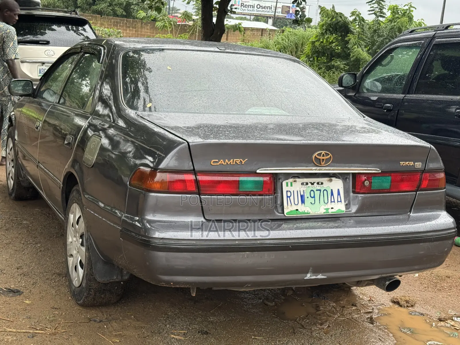 Toyota Camry 2000 Gray