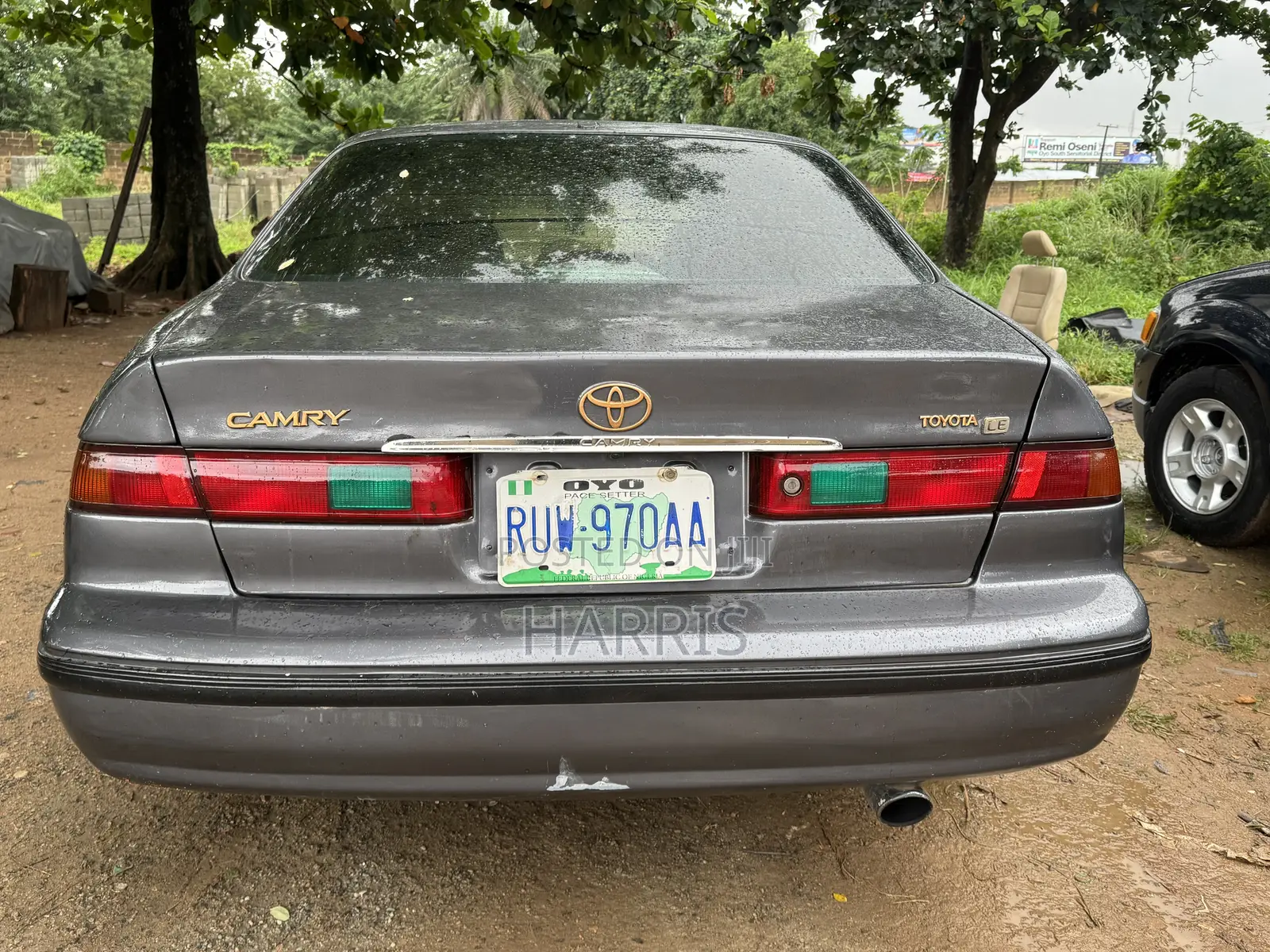 Toyota Camry 2000 Gray