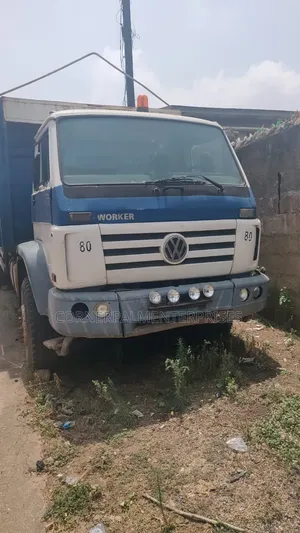 6tyres Volkswagen Worker