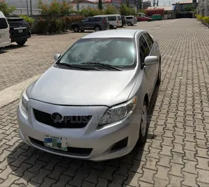 Toyota Corolla 2010 Silver