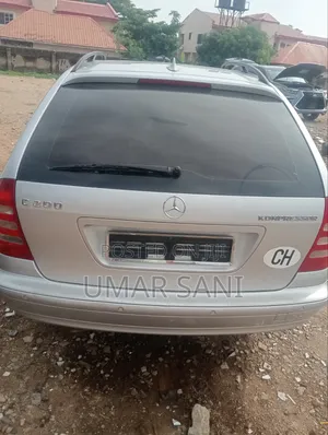 Mercedes-Benz C200 2003