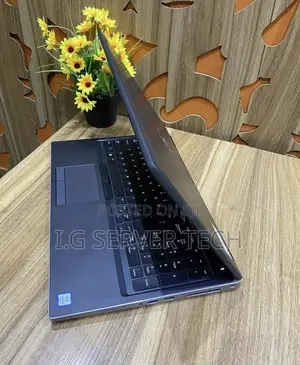 Laptop Dell Precision 7540 32GB Intel Core i7 SSD 512GB