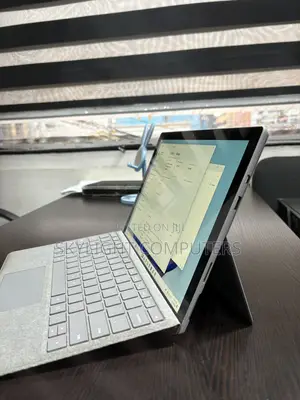 Laptop Microsoft Surface Pro 8 8GB Intel Core i5 SSD 256GB