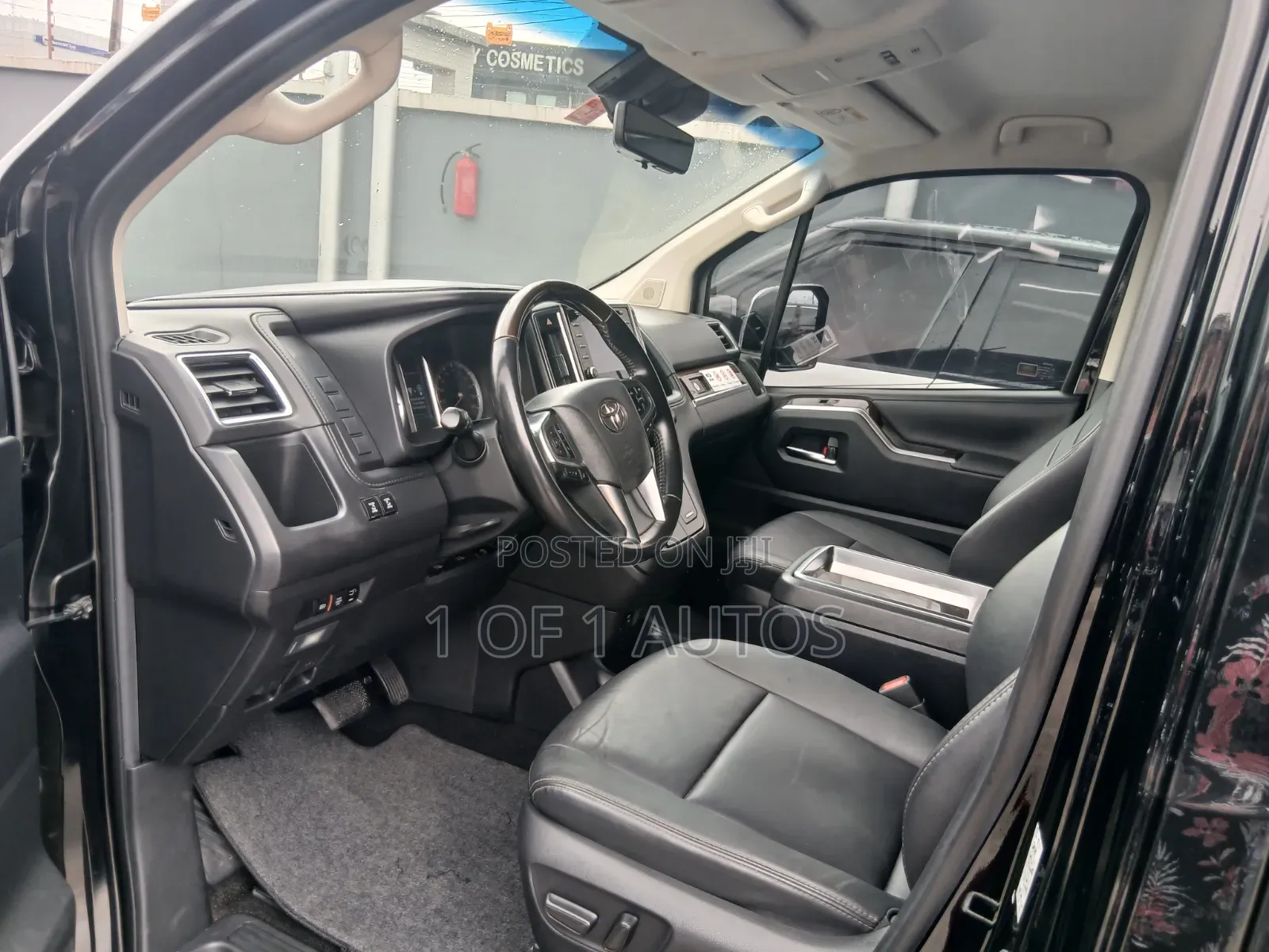 Toyota Quantum 2023 Black