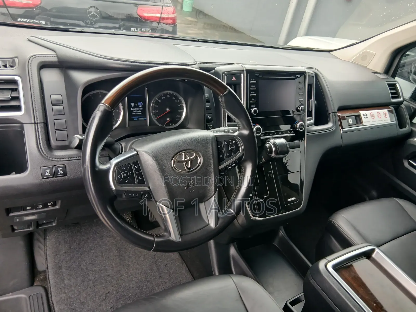 Toyota Quantum 2023 Black