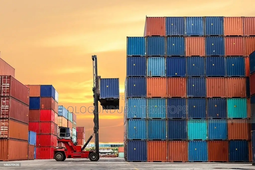 40ft Shipping Containers