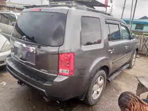 Honda Pilot 2009 Gray