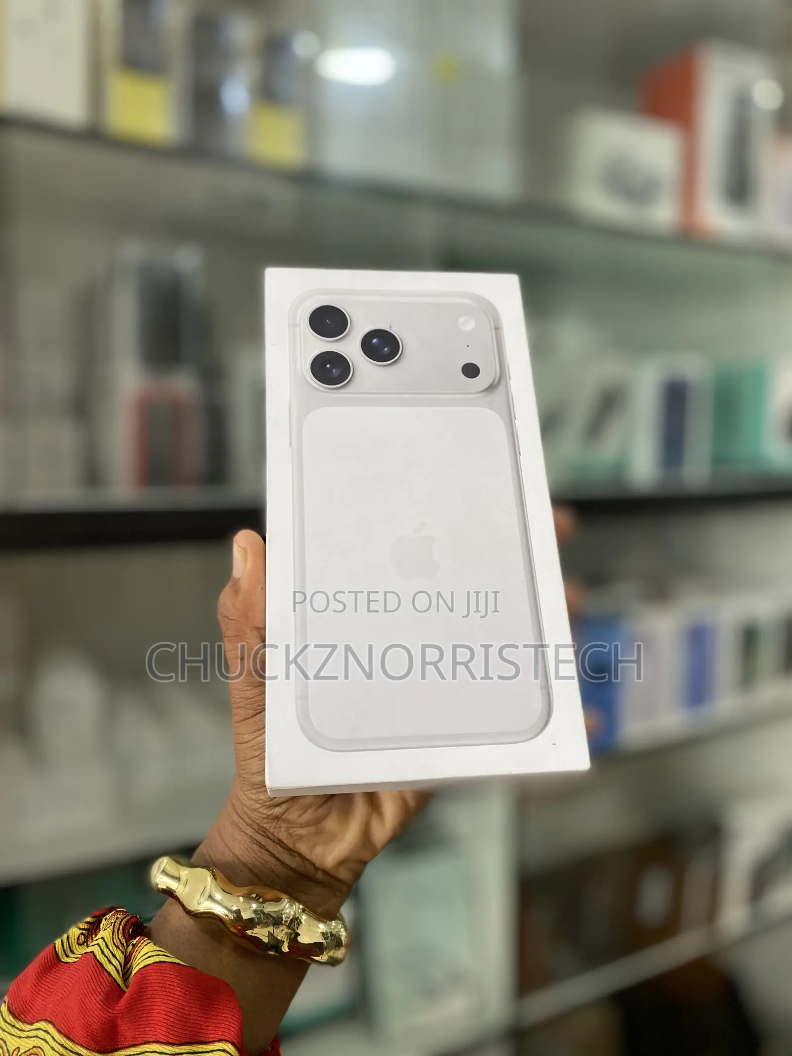 New Apple iPhone 17 Pro Max 256 GB Silver