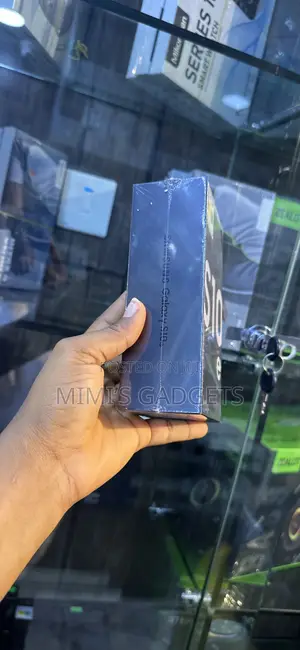 New Samsung Galaxy S10e 128 GB