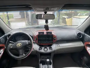 Toyota RAV4 2007 Silver