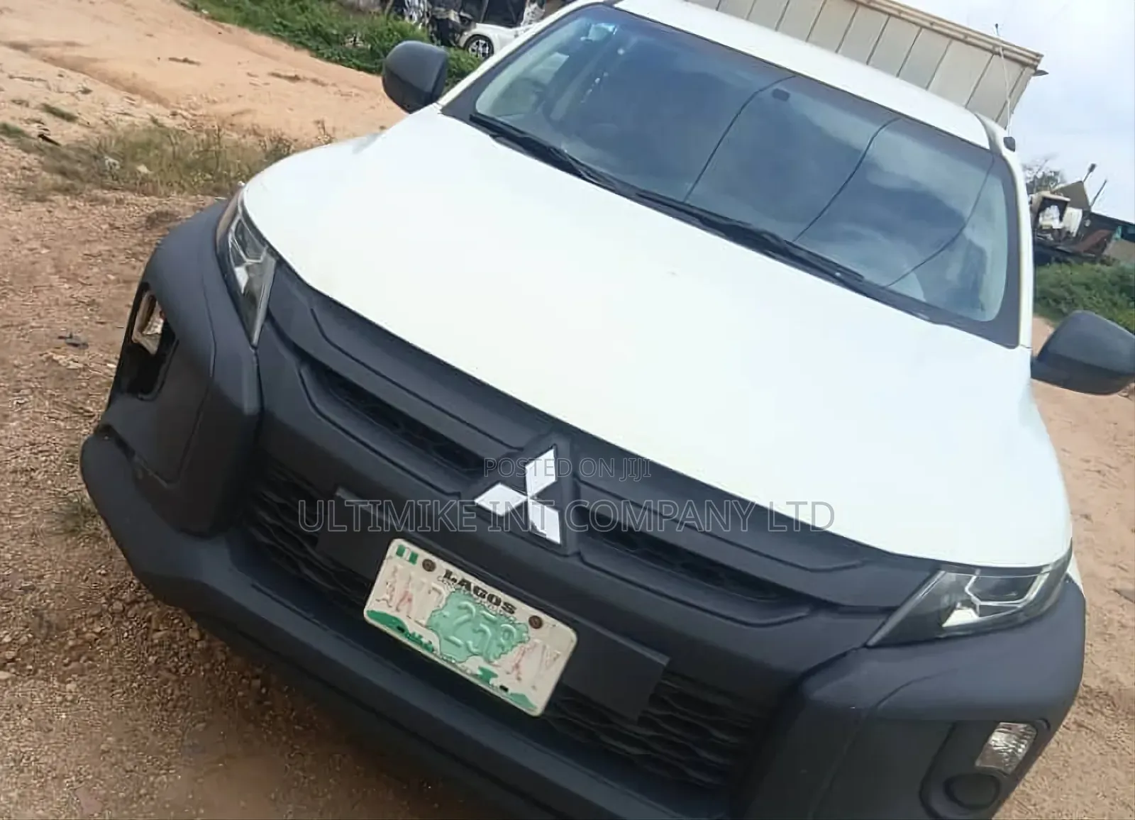 Mitsubishi L300 2018 White