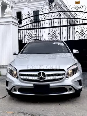 Mercedes-Benz GLA-Class 2016 Silver