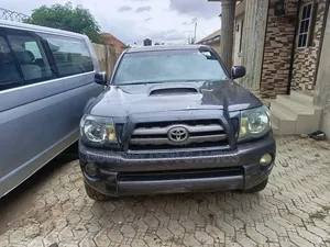 Toyota Tacoma 2009 Gray