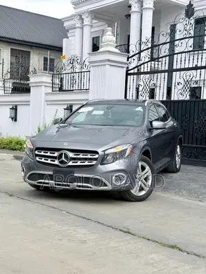 Mercedes-Benz GLA 250 2016 Gray